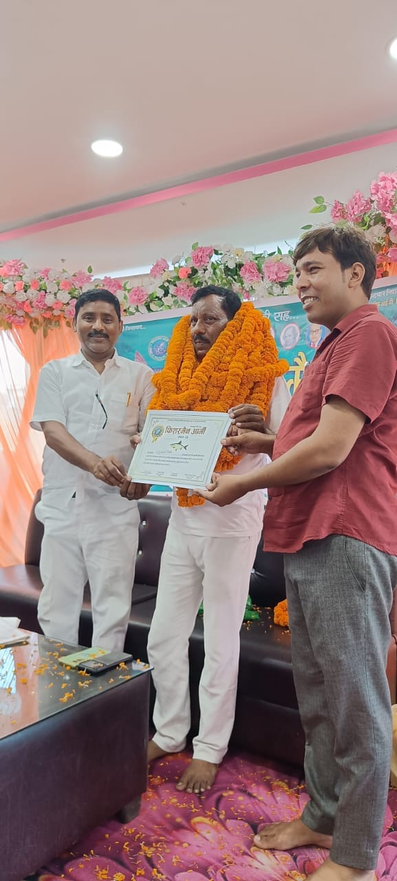 अध्यक्ष जी को मिला सम्मान